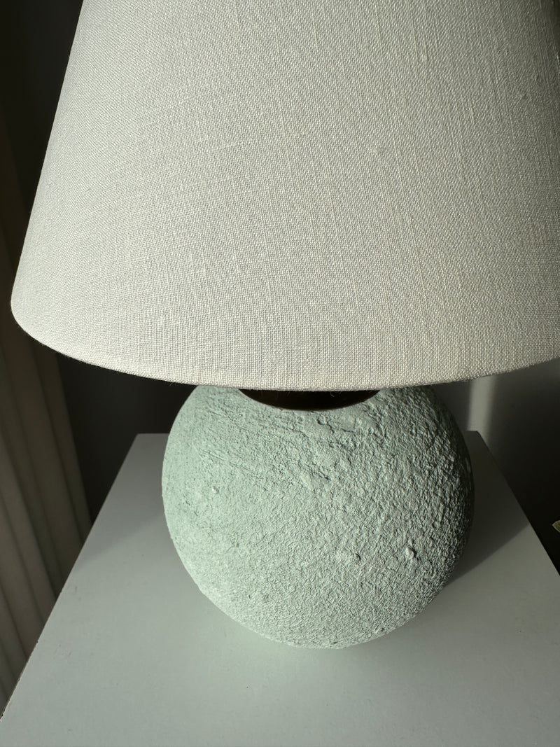 Olivió Green Ceramic Lamp with Linen Shade