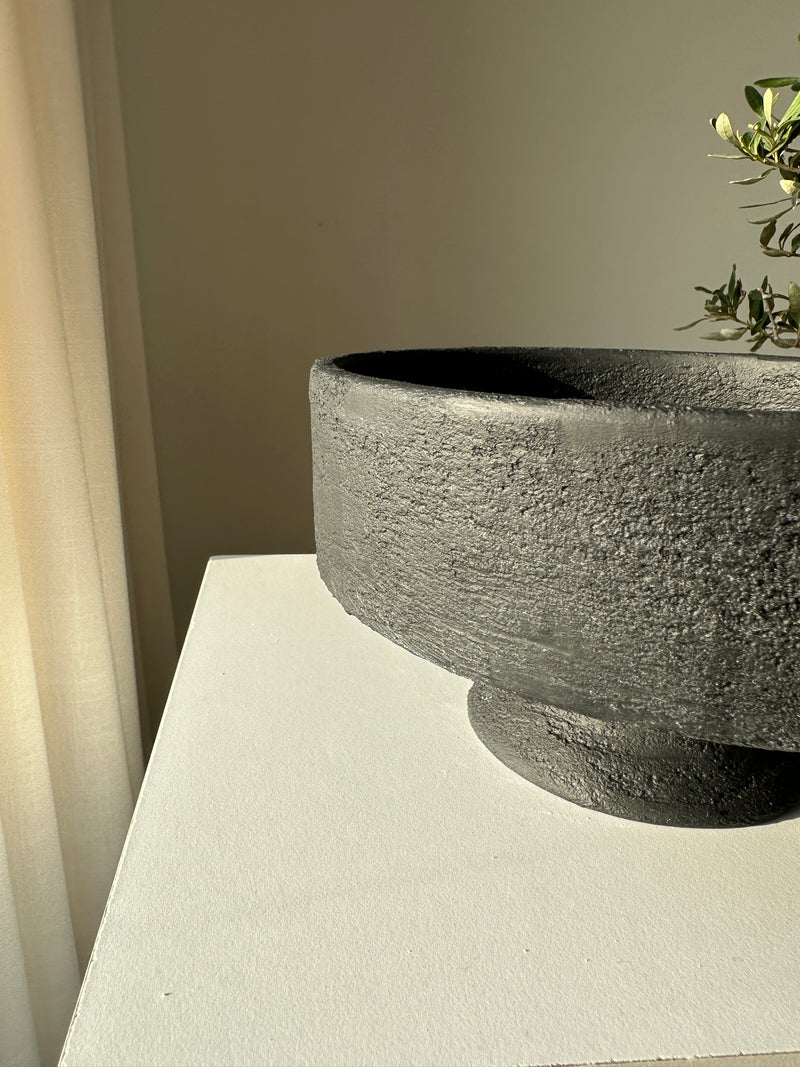 Yorke Unglazed Ceramic Textured Footed Bowl