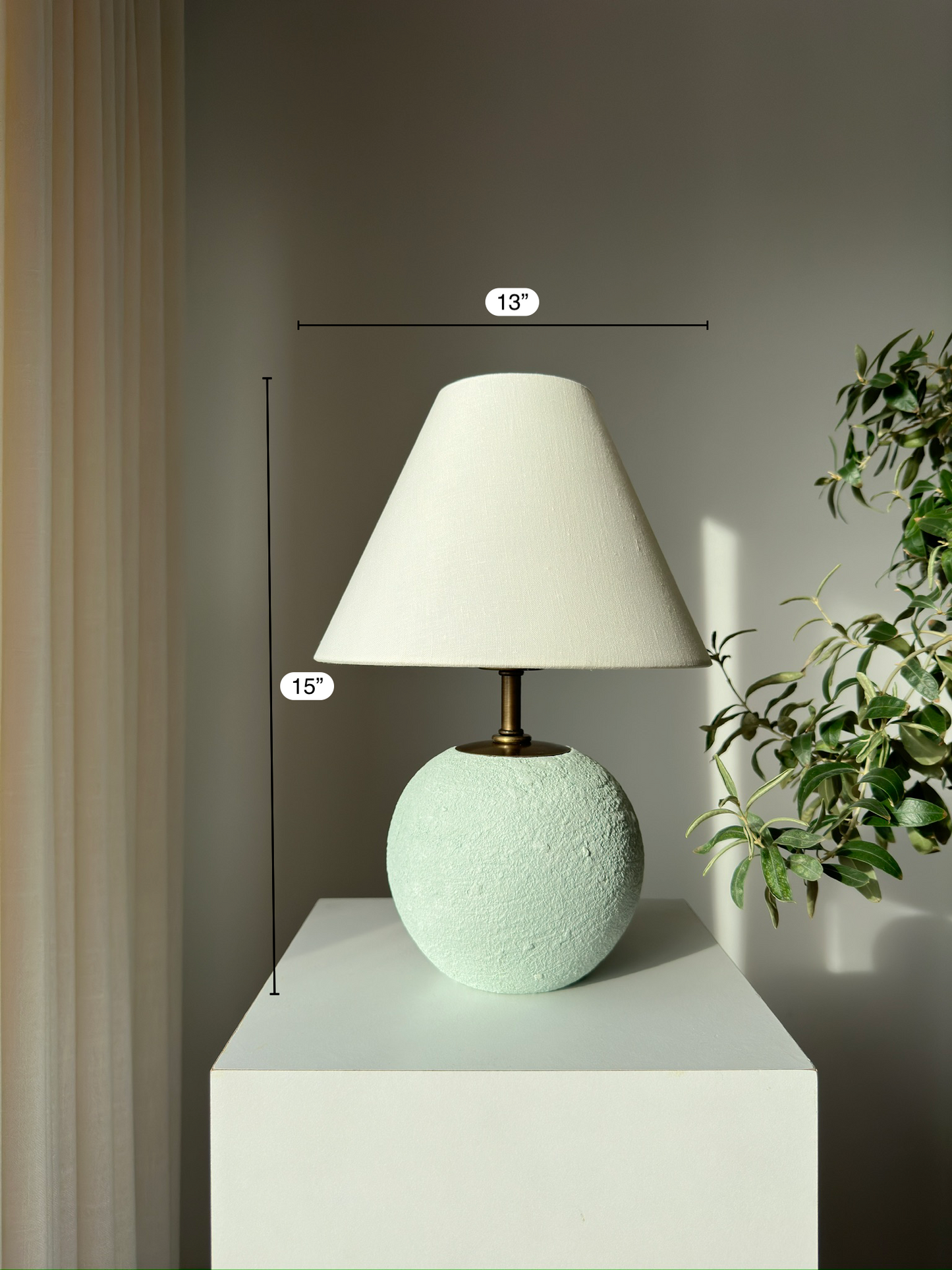 Olivió Green Unglazed Ceramic Textured Table Lamp